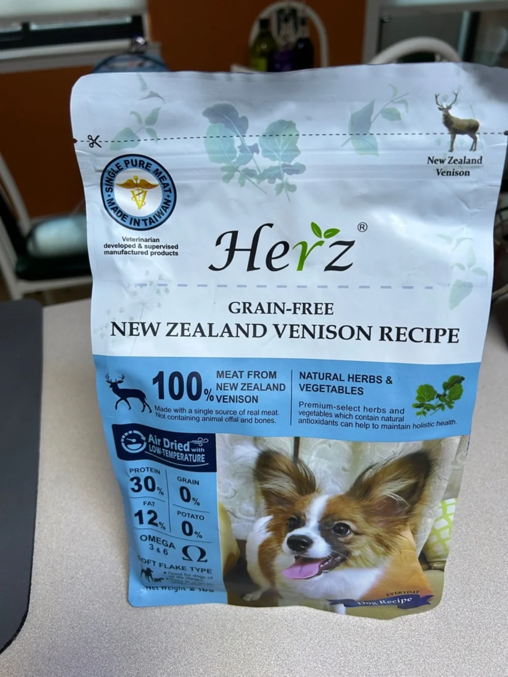 Grain-Free New Zealand Venison Recipe Dog Food - White & Blue